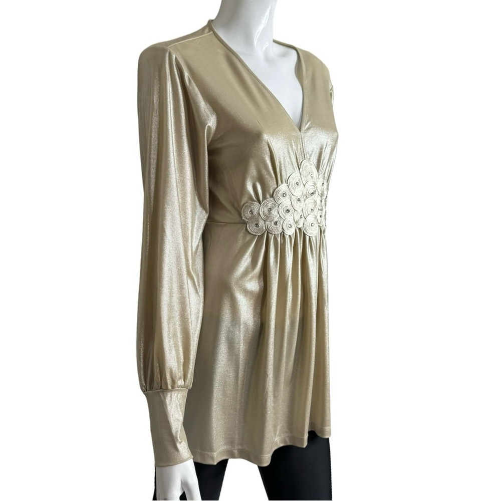 BEIGE bY eci Rhinestones V-Neck Long Sleeve Metallic Beige Blouse - Picture 4 of 6